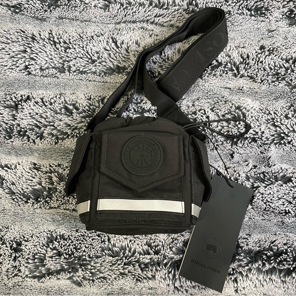 100% AUTHENTIC Canada Goose x Angel Chen Mini Crossbody Bag Black NWT UNISEX